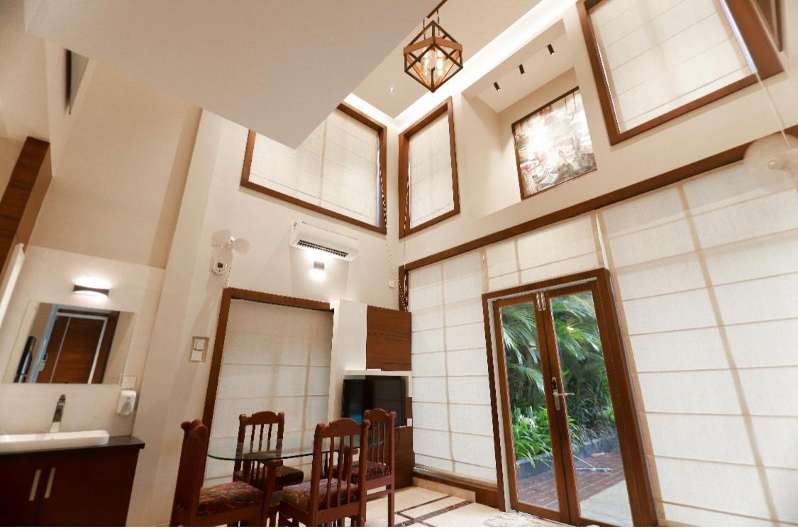 Square Villa Residency Luxury 1 Bed Room Villa With Private Pool Mukkam Exterior photo
